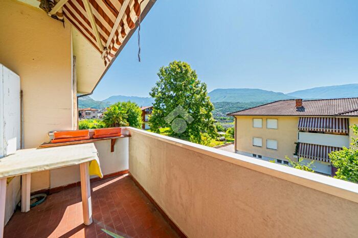 Appartamento con 5 locali in vendita in Via GVerdi, Nogaredo