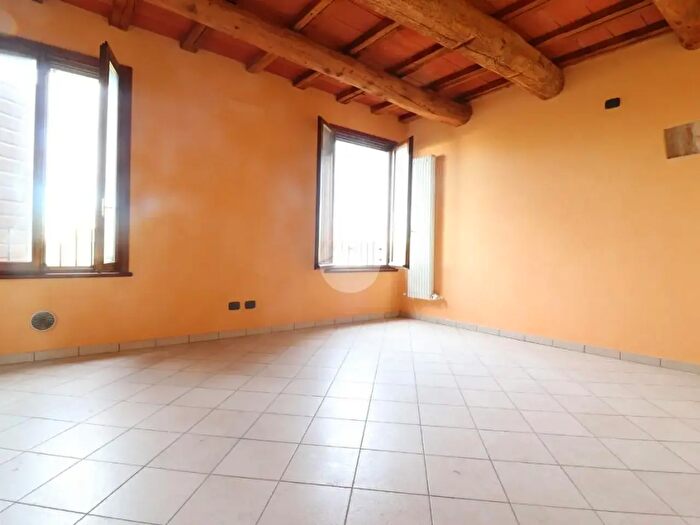 Appartamento bilocale in vendita in Strada Roppi, Castel DArio