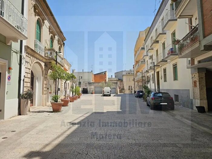 Appartamento trilocale in vendita in Piazzetta Eleonora Bracco, Matera