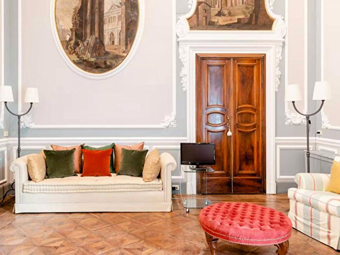 Appartamento quadrilocale in affitto in Via San Gallo, San Marco SS Annunziata, Firenze