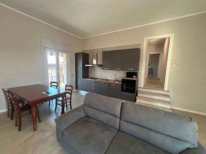 Appartamento trilocale in affitto in Via Bergamo, SantAmbrogio, Cremona