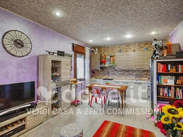 Appartamento trilocale in vendita in Via Palù, Rubano