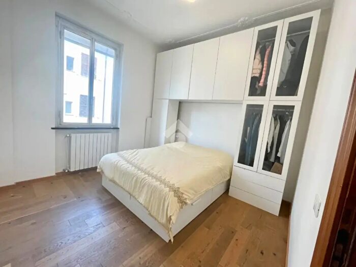 Appartamento quadrilocale in vendita in Via Carlo Barabino, Genova