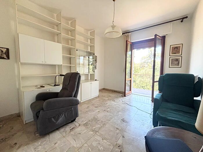 Appartamento quadrilocale in vendita in Via Giovanni Costetti, Firenze