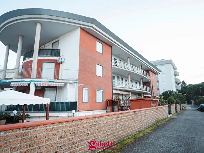 Appartamento trilocale in vendita in Via Ferdinando Magellano, San Salvo