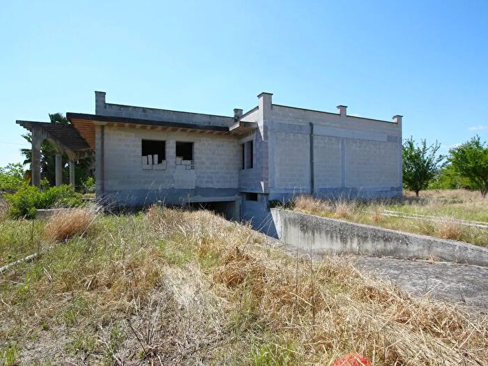 Casa con 5 locali in vendita in Sp, Supersano