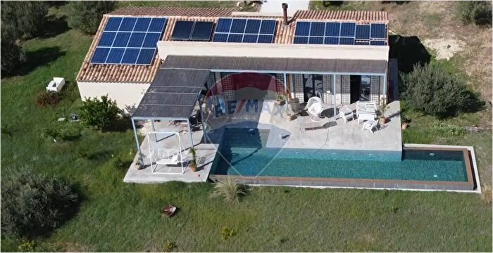 Casa con 7 locali in vendita in Contrada Meti Snc, Avola