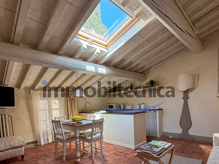 Appartamento trilocale in vendita in La Scheggia, Anghiari