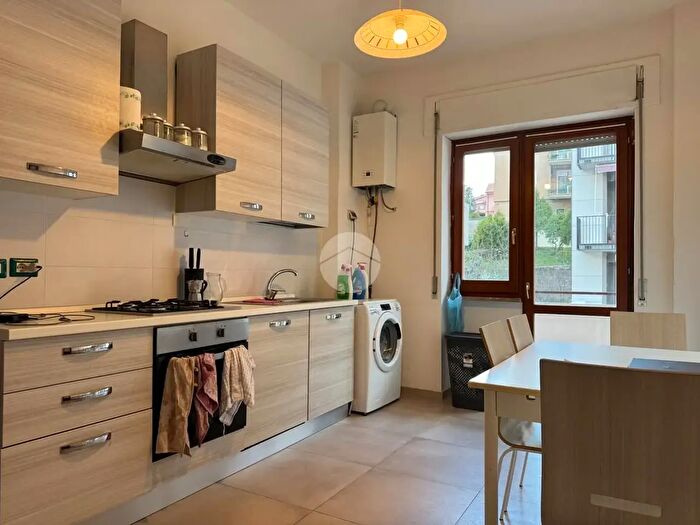 Appartamento in vendita in Appartamento Via Strinella, LAquila