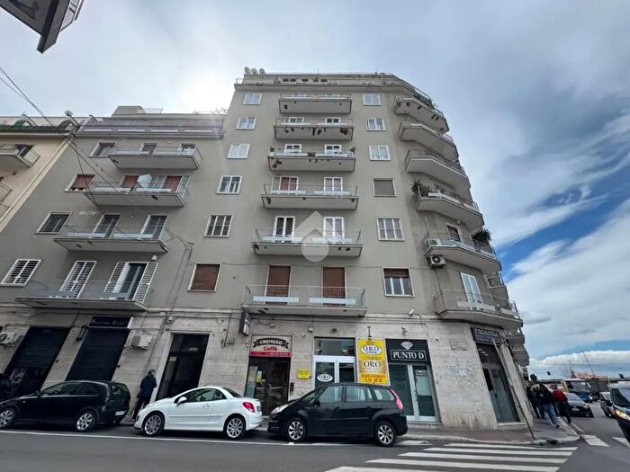 Appartamento con 5 locali in vendita in Via Francesco Lattanzio, Bari