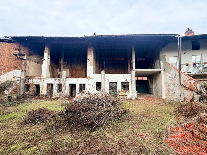 Casa quadrilocale in vendita in Via Cavour, Foglizzo