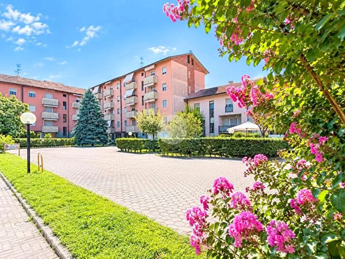 Appartamento trilocale in vendita in Appartamento Via Buonarroti, Cernusco Sul Naviglio