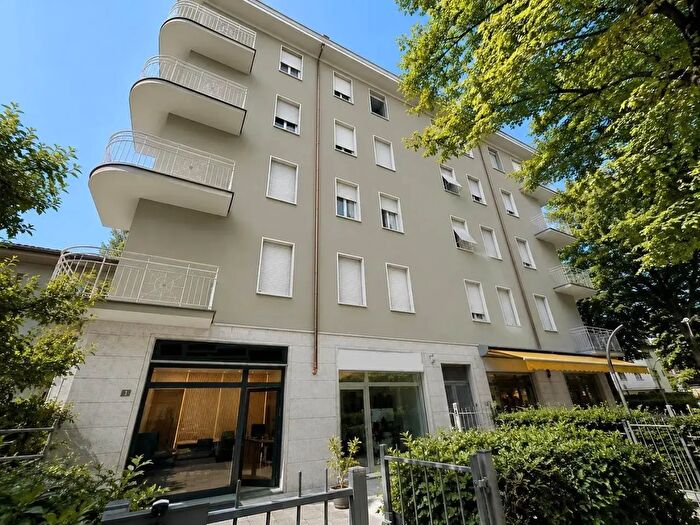 Appartamento quadrilocale in vendita in Via Sette Fratelli Cervi, Parma