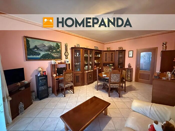 Appartamento trilocale in vendita in Viale Tica, Siracusa