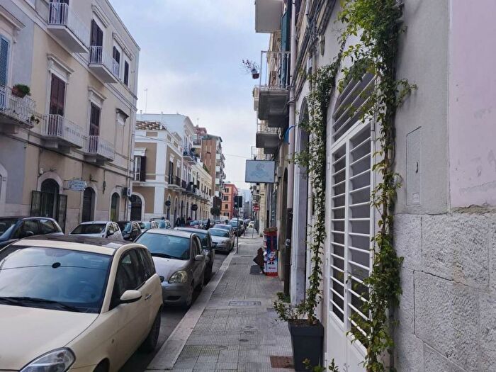 Appartamento monolocale in affitto in Via Nicola De Roggiero, Trani
