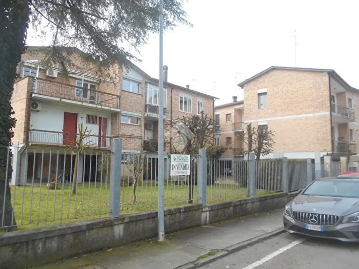 Appartamento con 5 locali in vendita in Via XXV Aprile, Comacchio