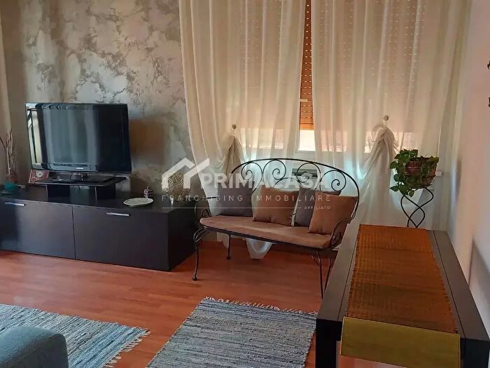 Appartamento bilocale in affitto in Via Gressoney, Milano