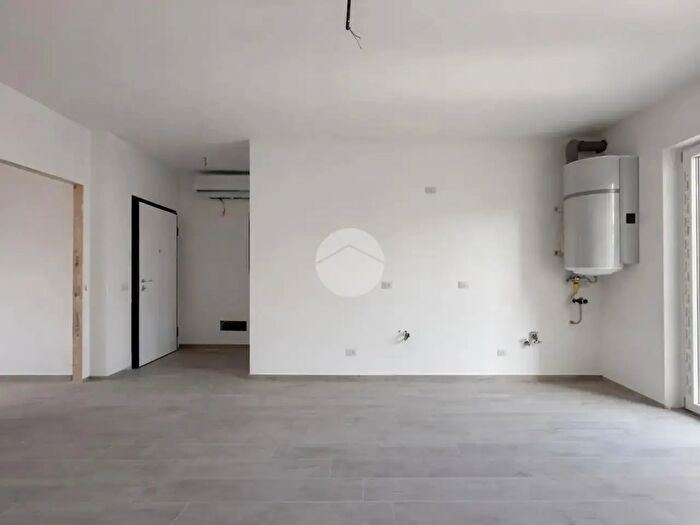 Appartamento bilocale in vendita in Via Roma, Castelli Calepio