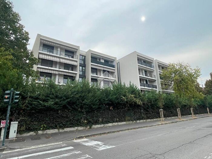 Appartamento trilocale in vendita in Via Ruggero da Parma, Pablo Prati Bocchi, Parma