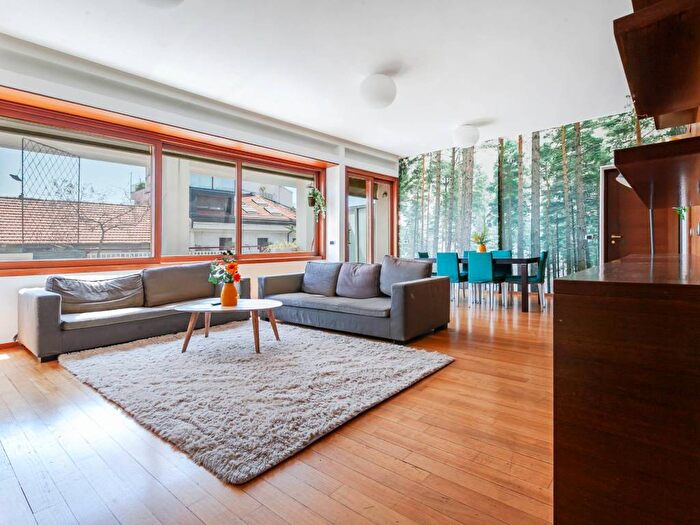 Appartamento trilocale in affitto in Via Enrico Nöe, Città Studi, Milano