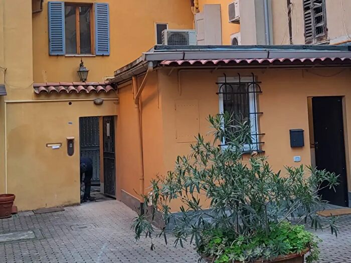 Appartamento monolocale in affitto in Via Frassinago, Bologna