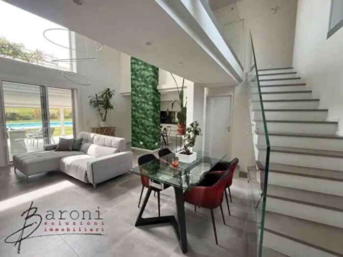 Casa con 6 locali in vendita in Frazione Fornio, Fidenza