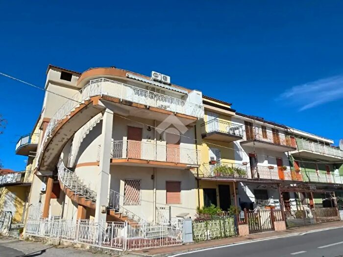 Appartamento trilocale in vendita in Viale delle Lampare, Ascea