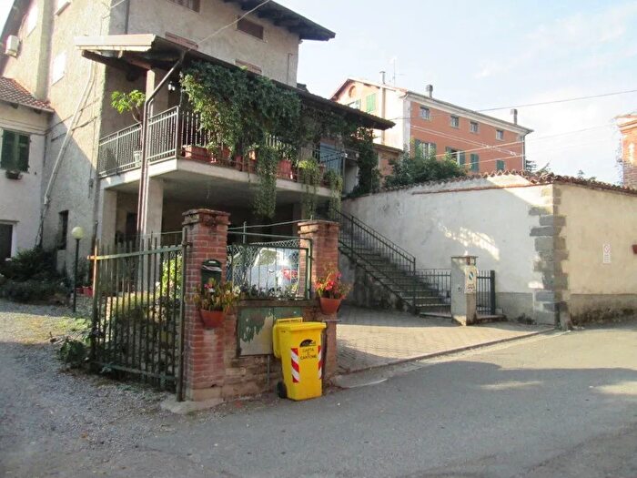 Casa in vendita in Via Baldo, Lerma