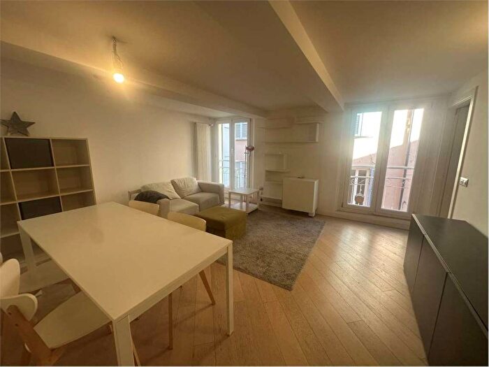 Appartamento bilocale in affitto in Via G Falloppia, Centro Storico, Modena