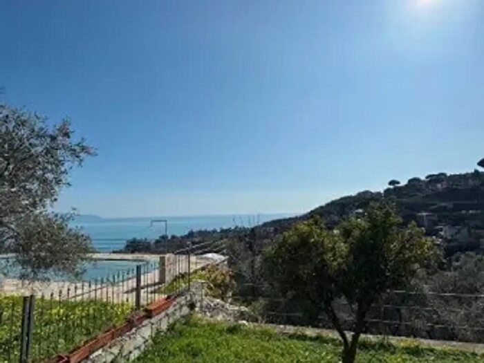 Casa con 6 locali in vendita in Via Frugone, Santa Margherita Ligure