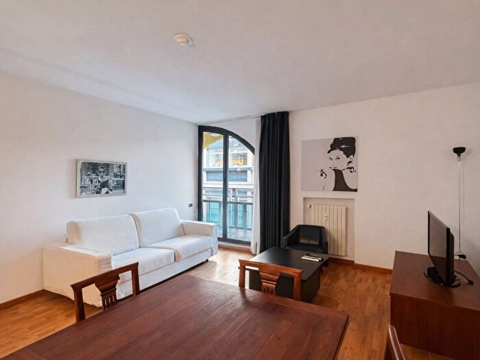 Appartamento bilocale in affitto in Via San Simpliciano, Lanza, Milano