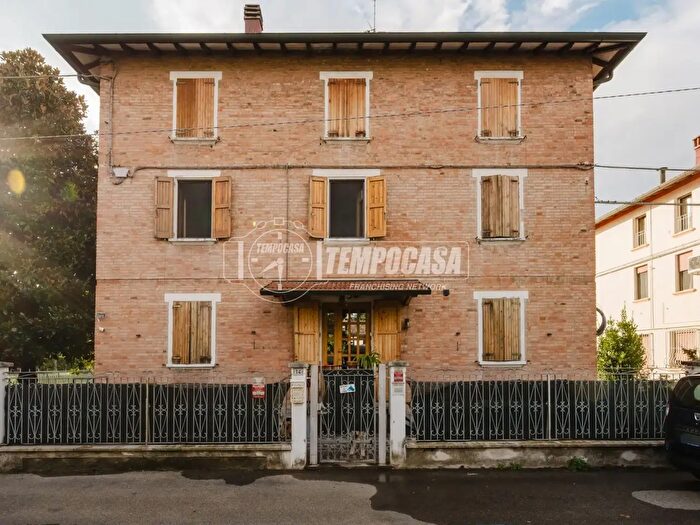 Casa con 5 locali in vendita in Via aGramsci, San Cesario Sul Panaro