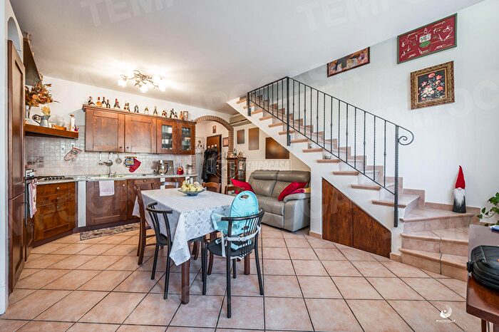 Appartamento trilocale in vendita in Via Europa, Casalgrande