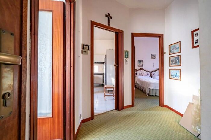 Appartamento con 5 locali in vendita in Via Cerri Merate, Merate