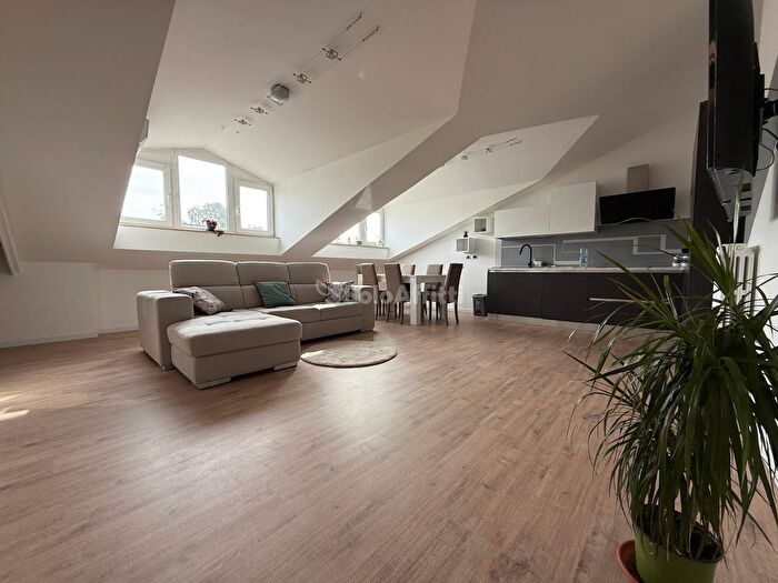 Appartamento quadrilocale in affitto in Via Carlopisacane, Catanzaro