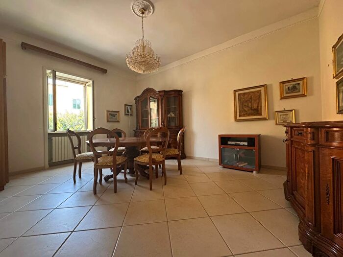 Appartamento trilocale in vendita in Via Basento Lecce, Lecce