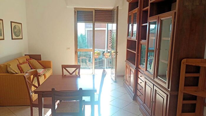 Appartamento con 7 locali in vendita in Montale