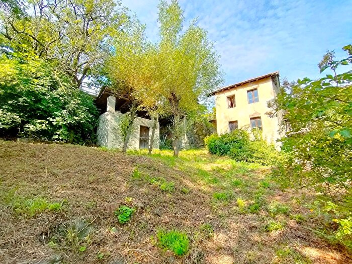 Casa con 20 locali in vendita in Arlier, Chambave