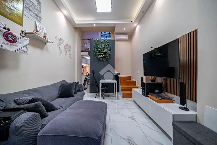 Appartamento bilocale in vendita in Via S Carlo, Bologna