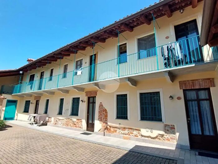 Appartamento monolocale in affitto in Via Baldassere della Mantica, Cherasco