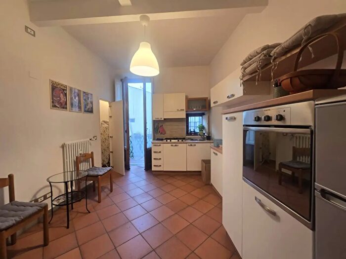 Appartamento trilocale in affitto in Firenze