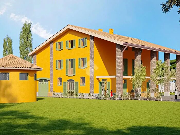 Casa con 6 locali in vendita in Via San Marina, Bentivoglio