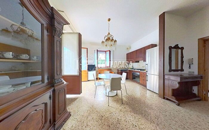 Appartamento quadrilocale in vendita in Monte Urano