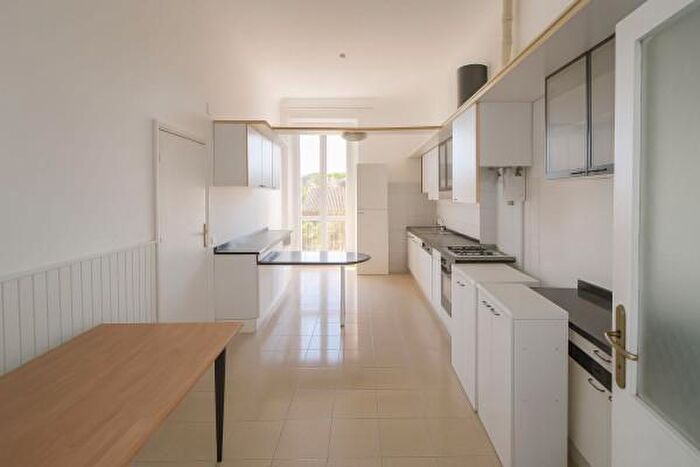 Appartamento con 5 locali in vendita in Jesi