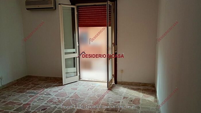 Appartamento con 5 locali in vendita in Via Catalano Partinico Pa Italia, Partinico