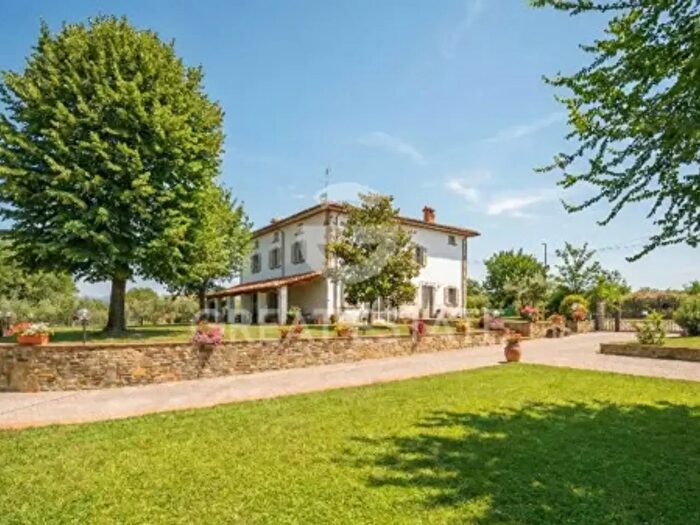 Casa con 6 locali in vendita in Località Quarata, Arezzo