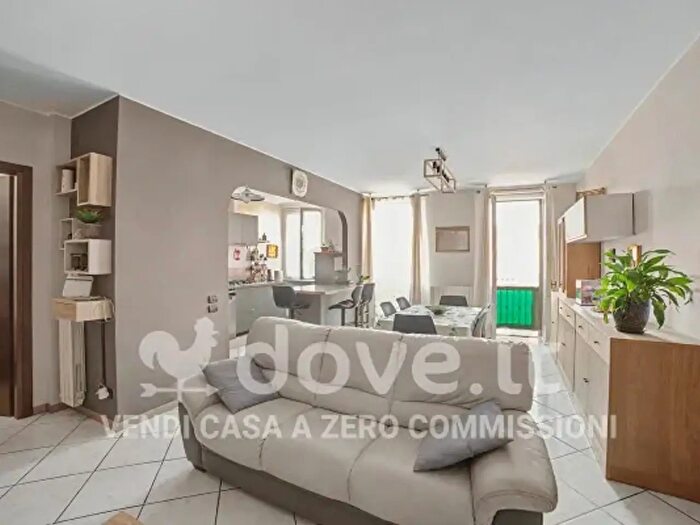 Appartamento quadrilocale in vendita in Via Giacomo Matteotti, Vaprio D'Adda