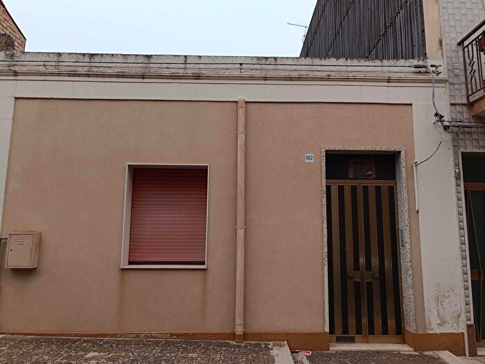 Casa bilocale in vendita in Canicattini Bagni