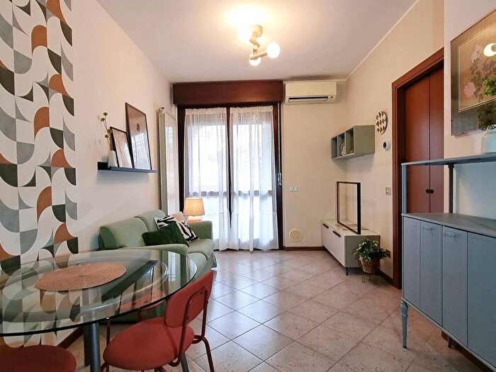 Appartamento bilocale in affitto in Via San Domenico Savio, Centro, Brugherio