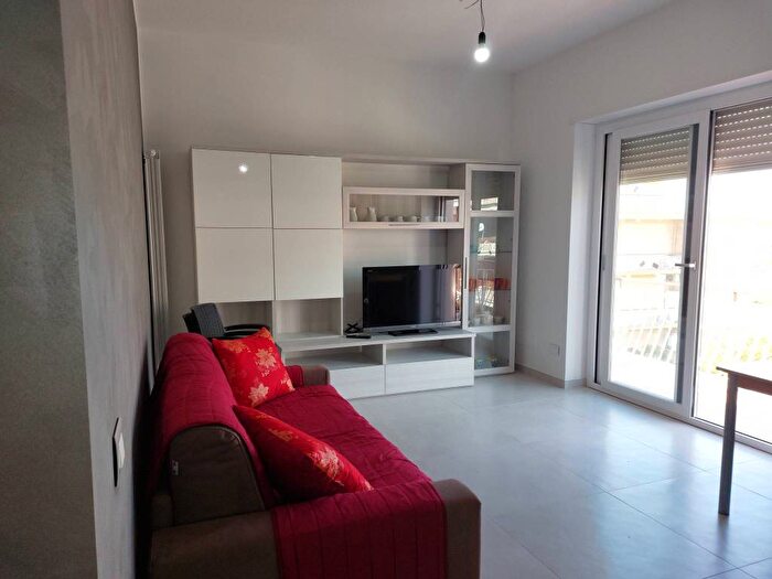 Appartamento quadrilocale in affitto in Via Livorno, Gaeta